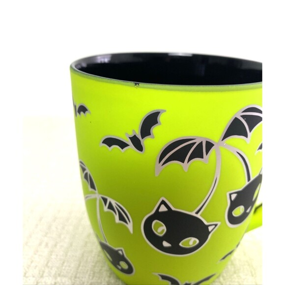 Cobwebs & Cauldrons Halloween Coffee Mug Apple Green Soft Touch Cherry Cats Bats - Picture 7 of 7